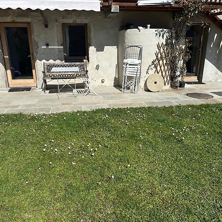 Dans Hameau, Pres Des Pistes Logement De Plein Pied Au Calme Тананж Екстериор снимка