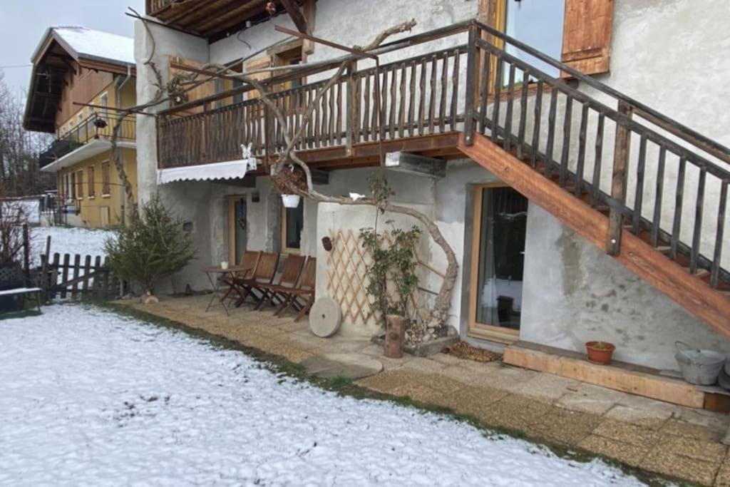 Dans Hameau, Pres Des Pistes Logement De Plein Pied Au Calme Тананж Екстериор снимка